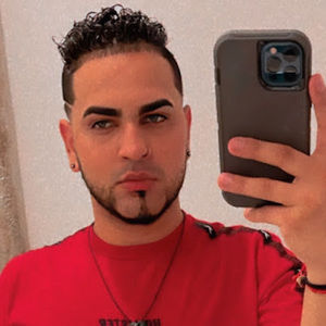 Meet your Posher, Yoelvi r